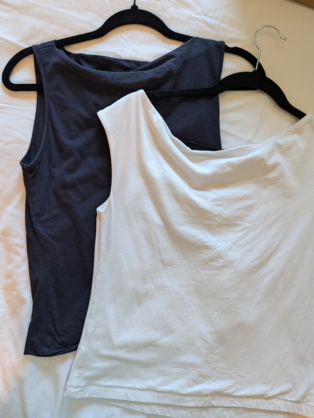 Classic Sleeveless Tank Top - White and Navy